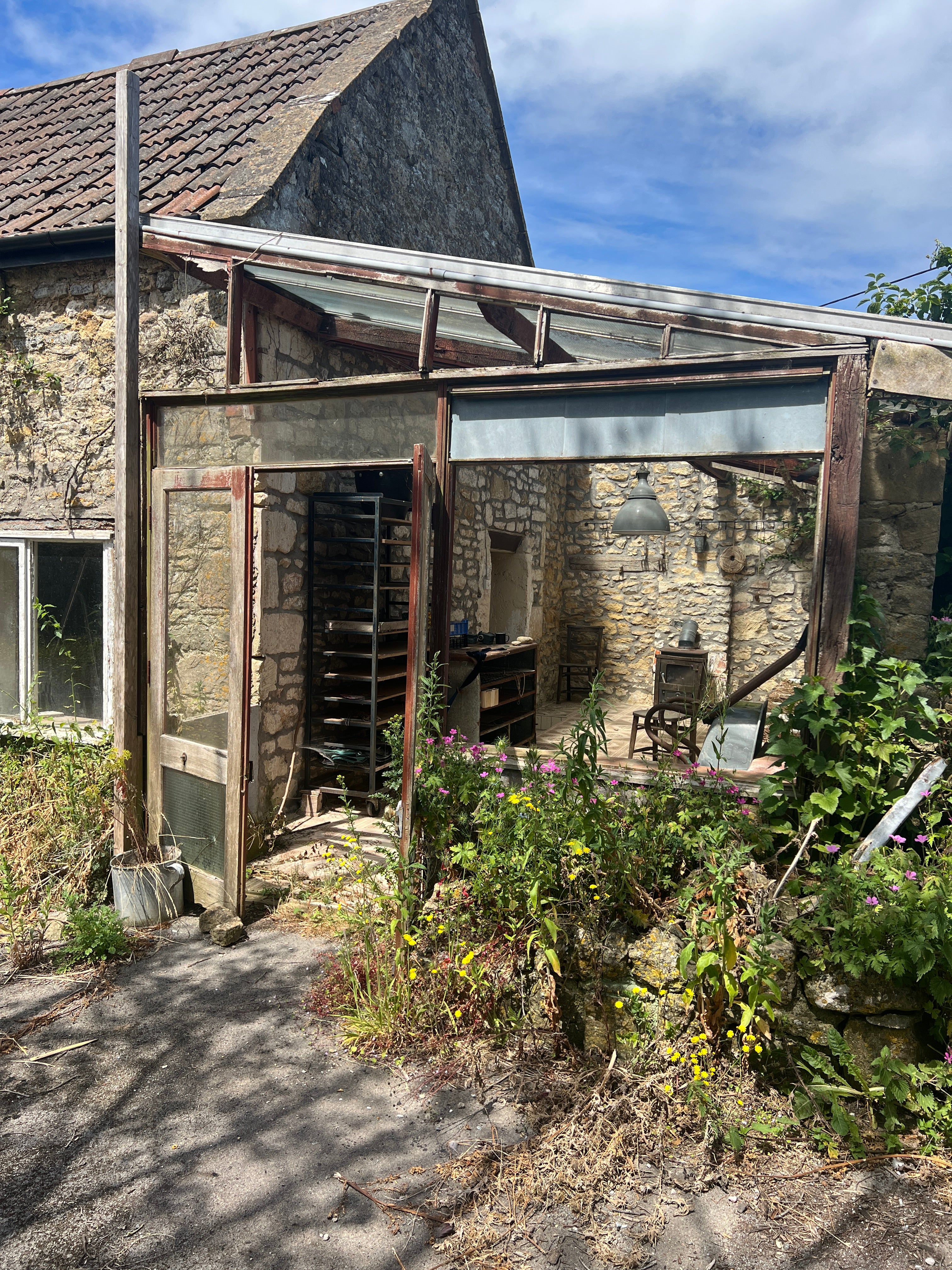 THE FRAGILE HOUSE
